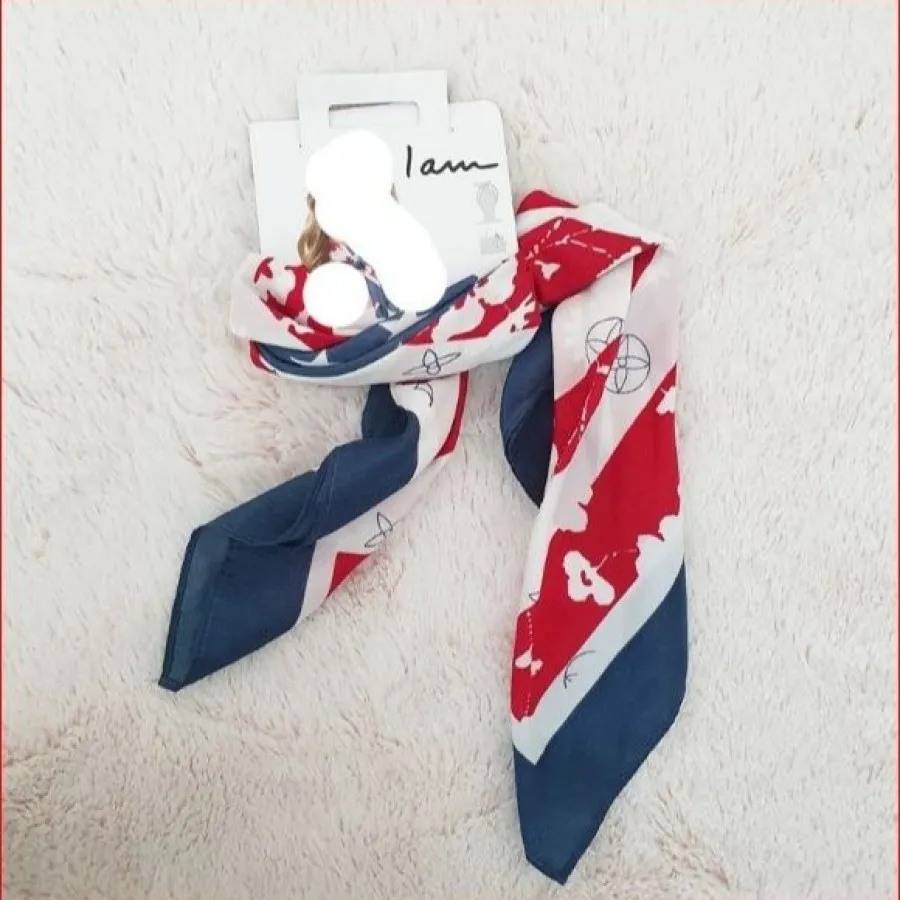 مینی اسکارف خارجی