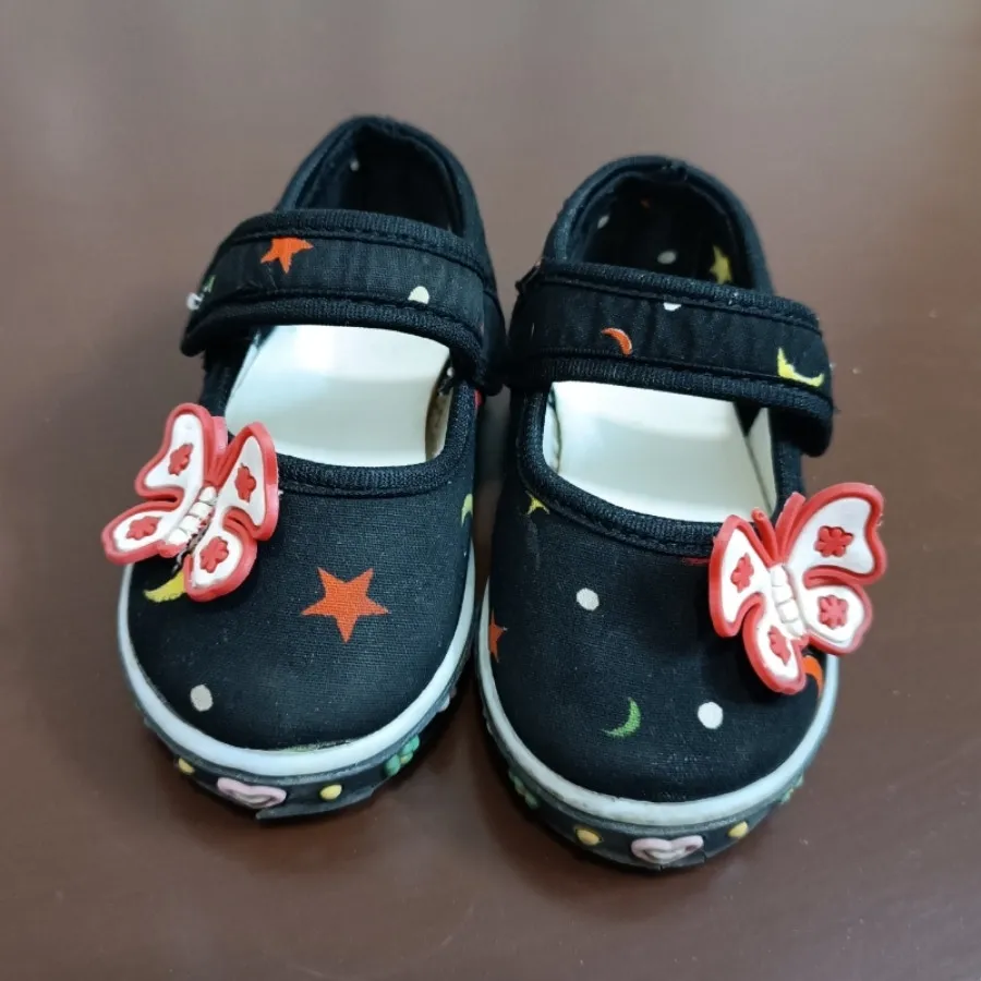 کفش دخترانه بچه گانه