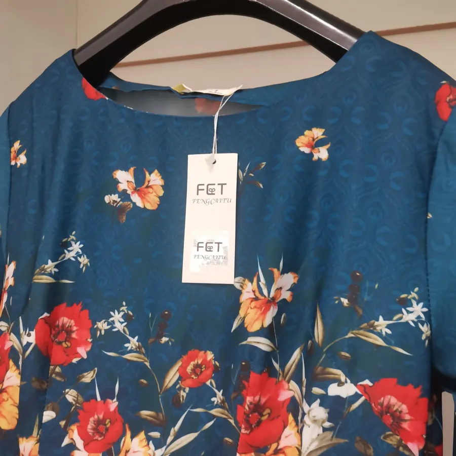 لباس مجلسی آبی گلدار خارج