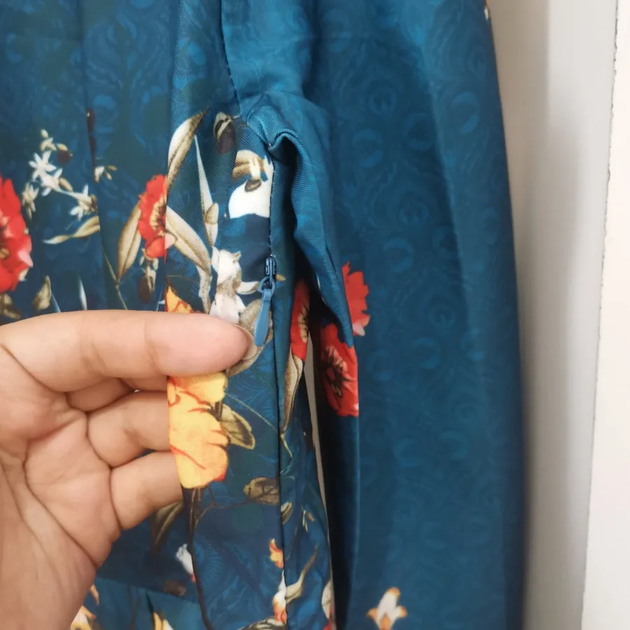 لباس مجلسی آبی گلدار خارج