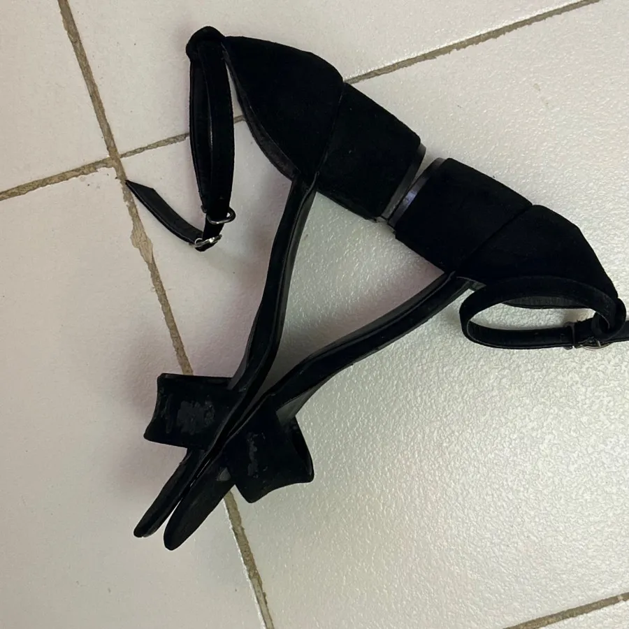 صندل پاشنه دار مجلسی