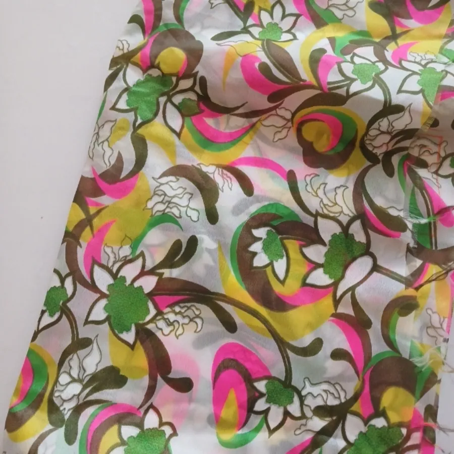 پارچه حریر کرپ