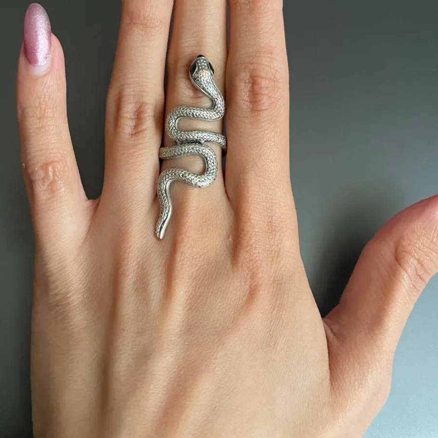 انگشتر ورشو