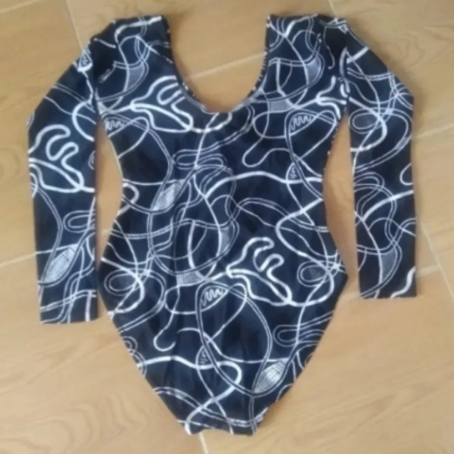 مایو و لباس بدنسازی