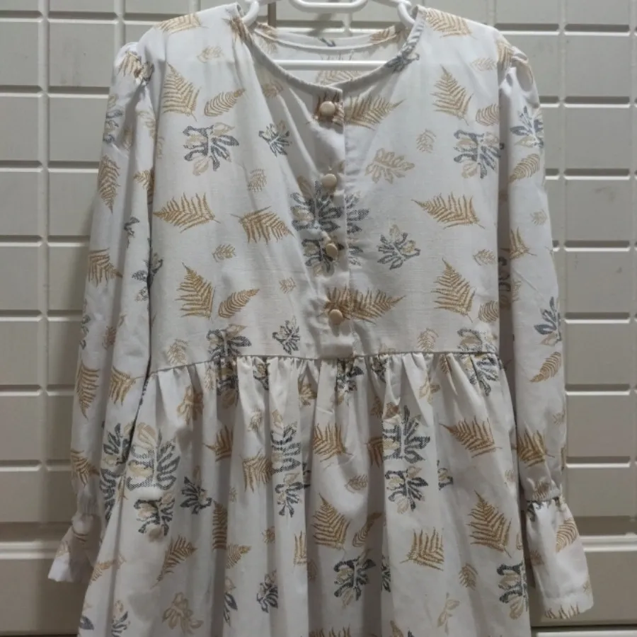 پیراهن دخترانه