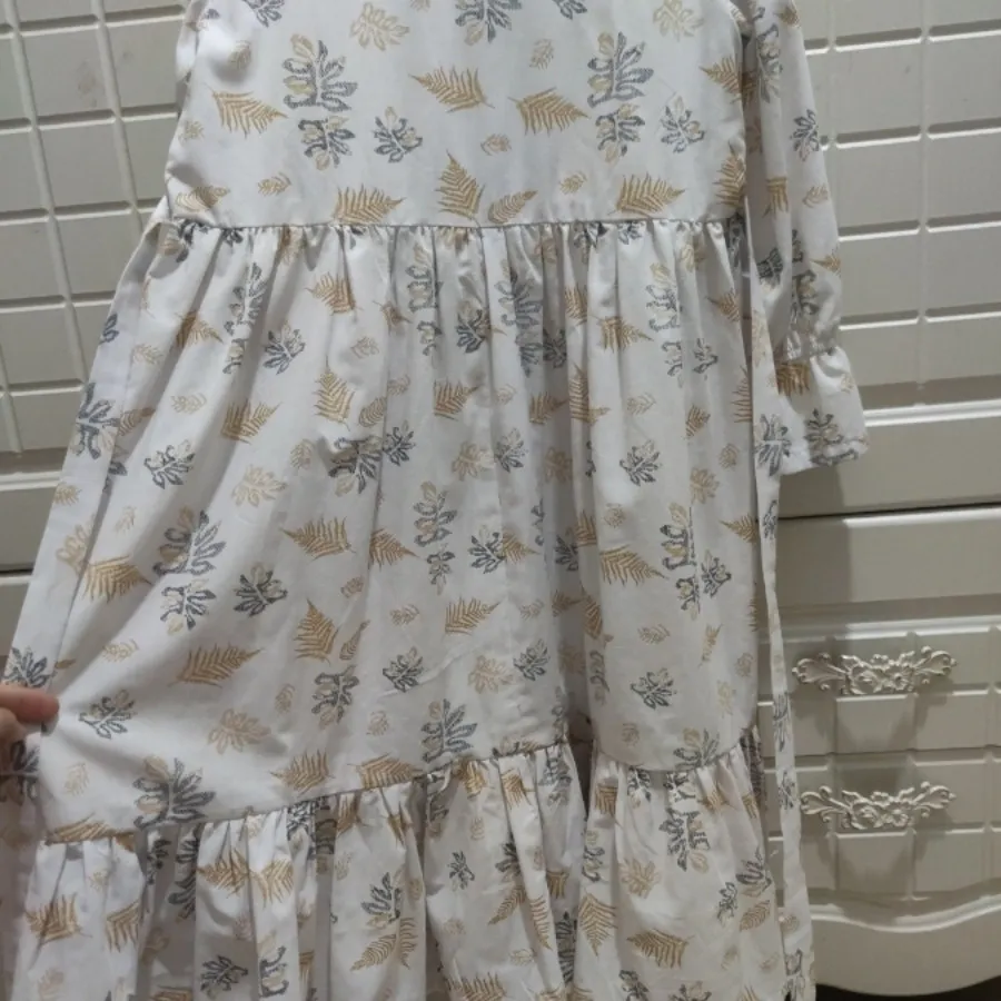 پیراهن دخترانه