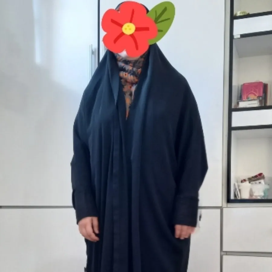 چادر دانشجویی