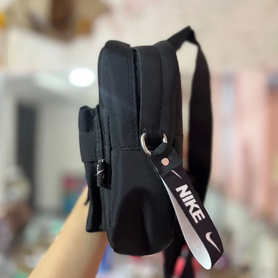 بادی بگ مشکی نایک