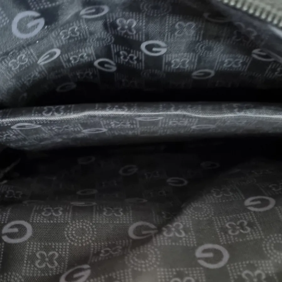 کیف رو دوشی دانشجویی