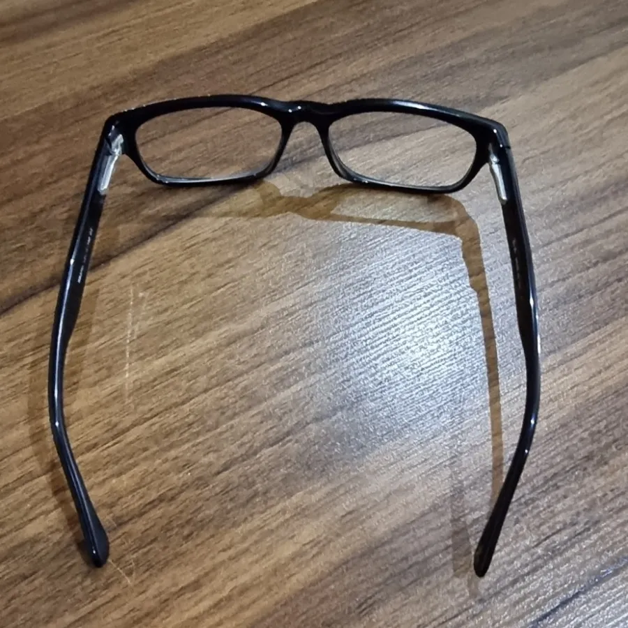فریم عینک طبی