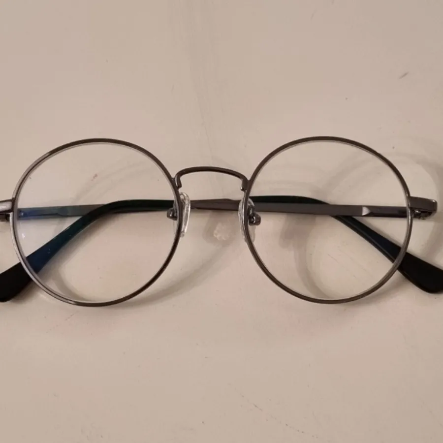 فریم عینک طبی