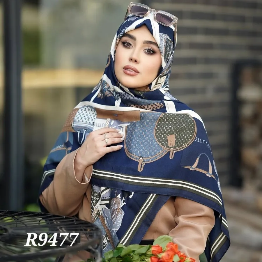 روسری سیااسکارف