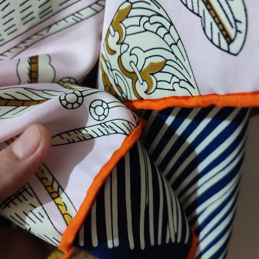 روسری قواره دار