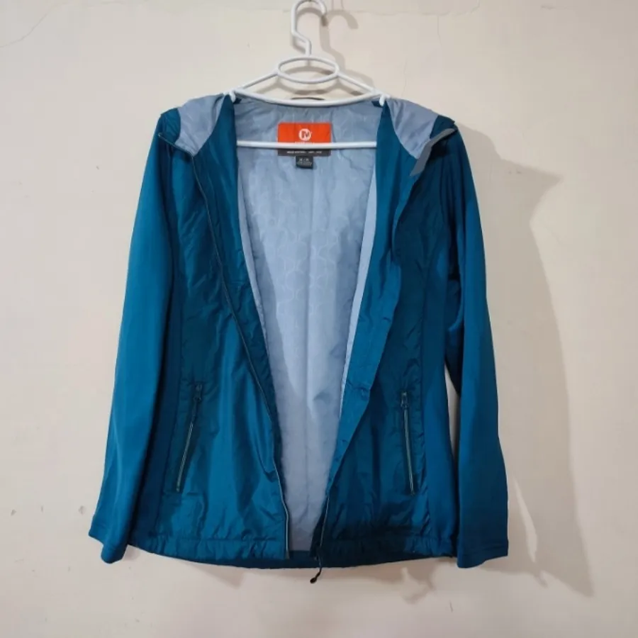 سویشرت بادگیر مرل