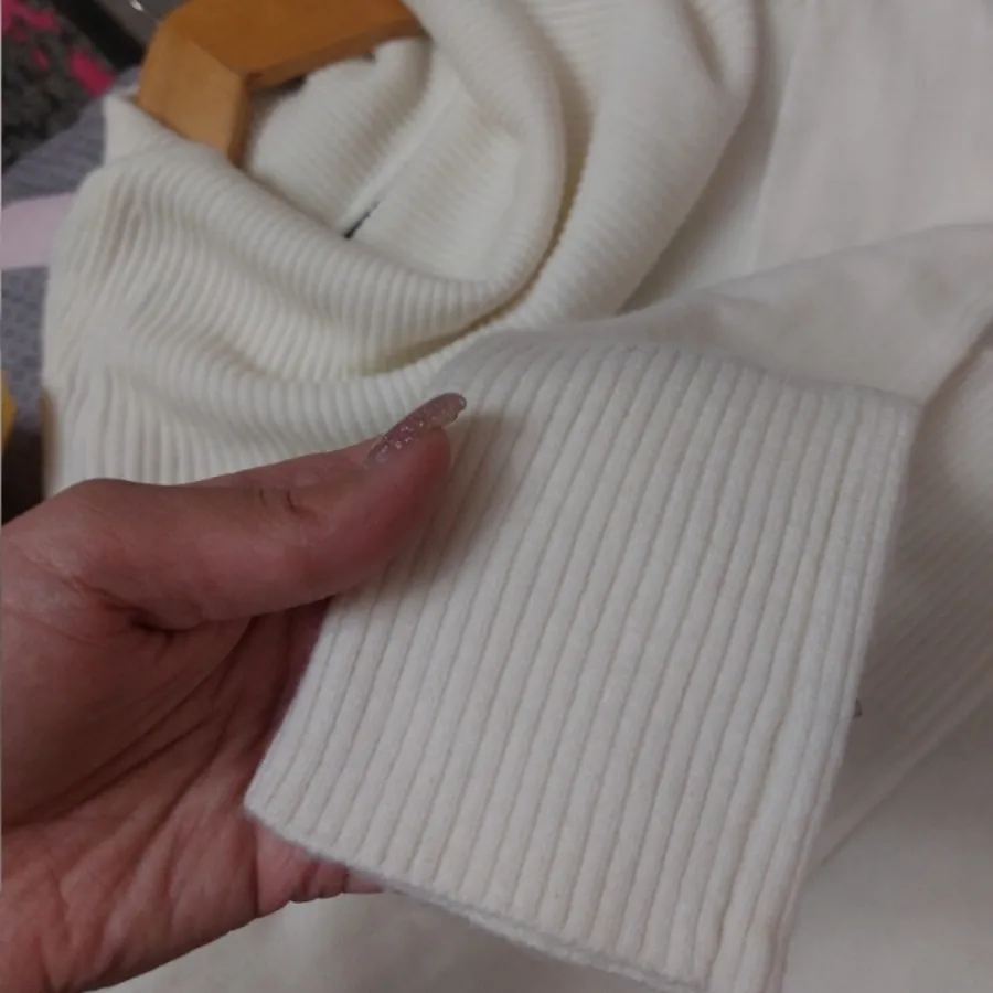 بافت سفید برند اتمسفر