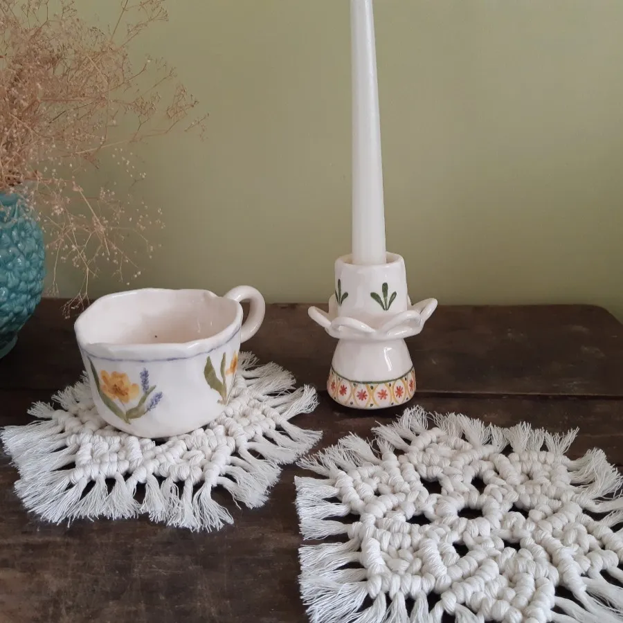 زیرلیوانی مکرومه