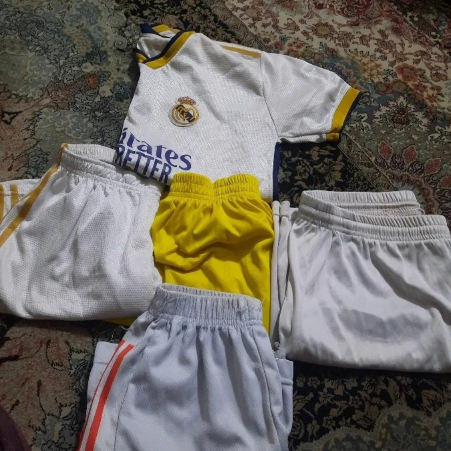 تیشرت وشلوارک ورزشی