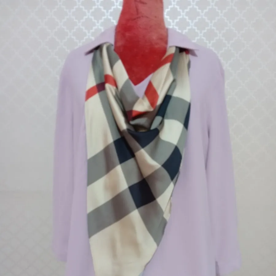 بلوز زنانه یقه کراواتی