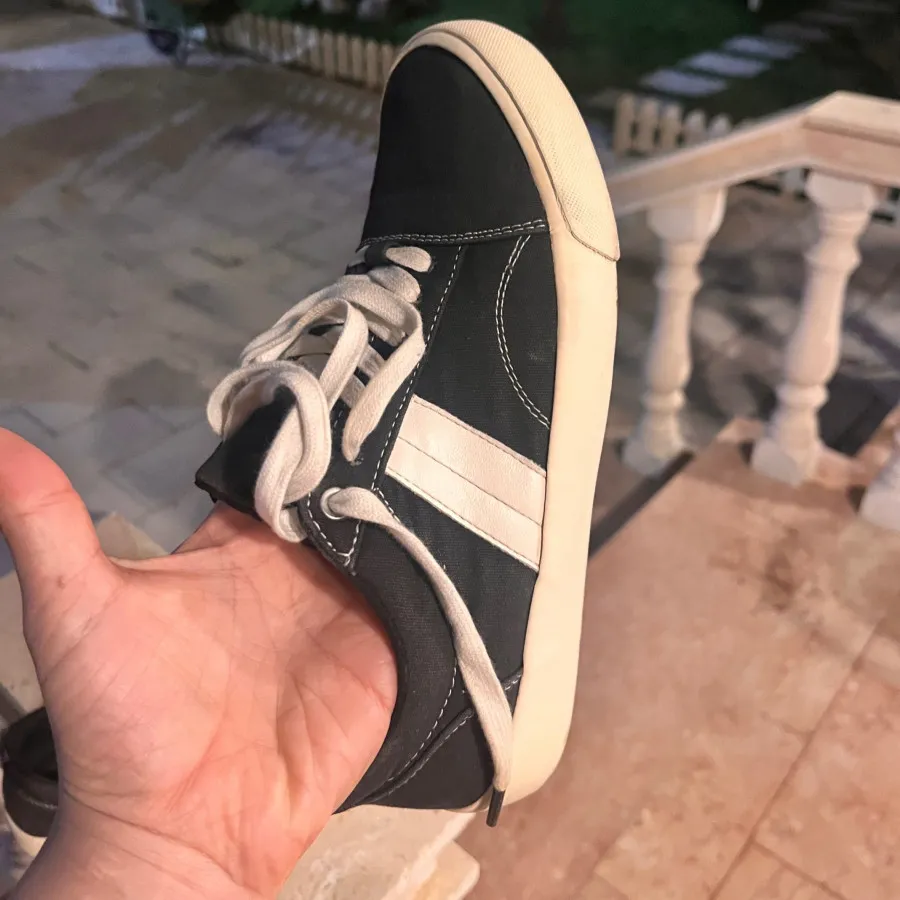 اسنیکر برشکا