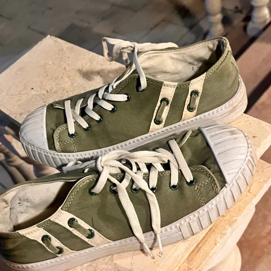 اسنیکر ترک ال استار