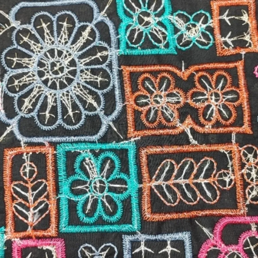 پارچه سوزن دوزی