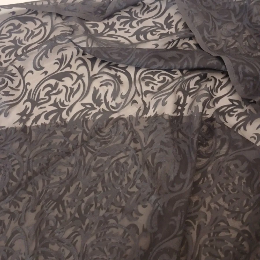 پارچه تور مشکی