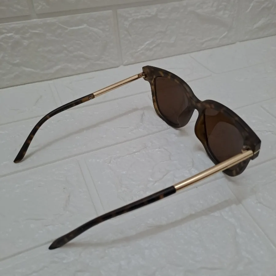 عینک آفتابی پلنگی