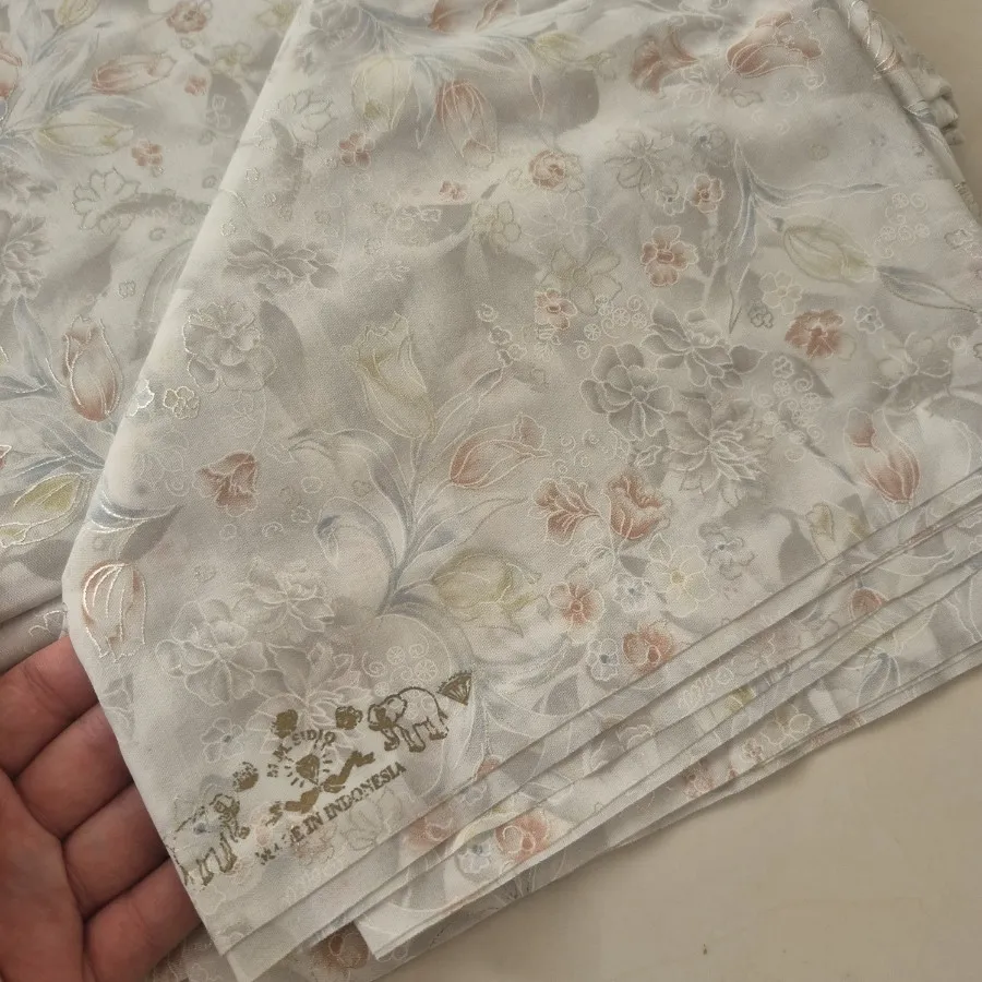 چادر نقره کوب اندونزی