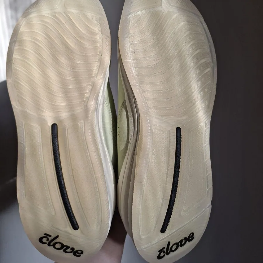 کتونی آمریکایی کلاو