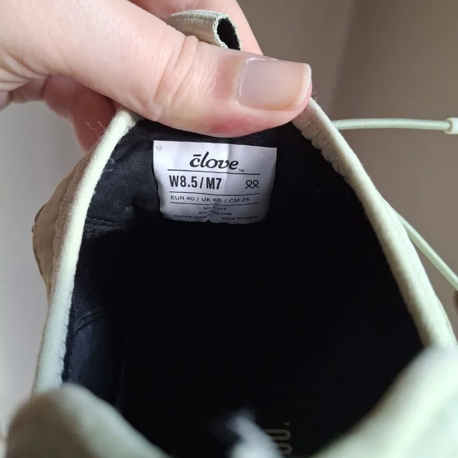 کتونی آمریکایی کلاو