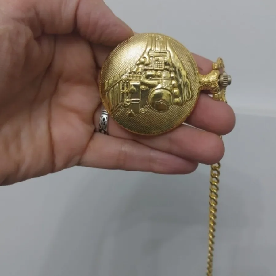 ساعت جیبی زنجیردار