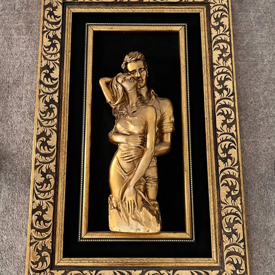 تابلو و شمعدان