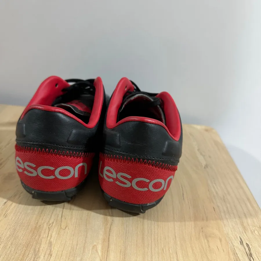 کتانی Lescon ترک