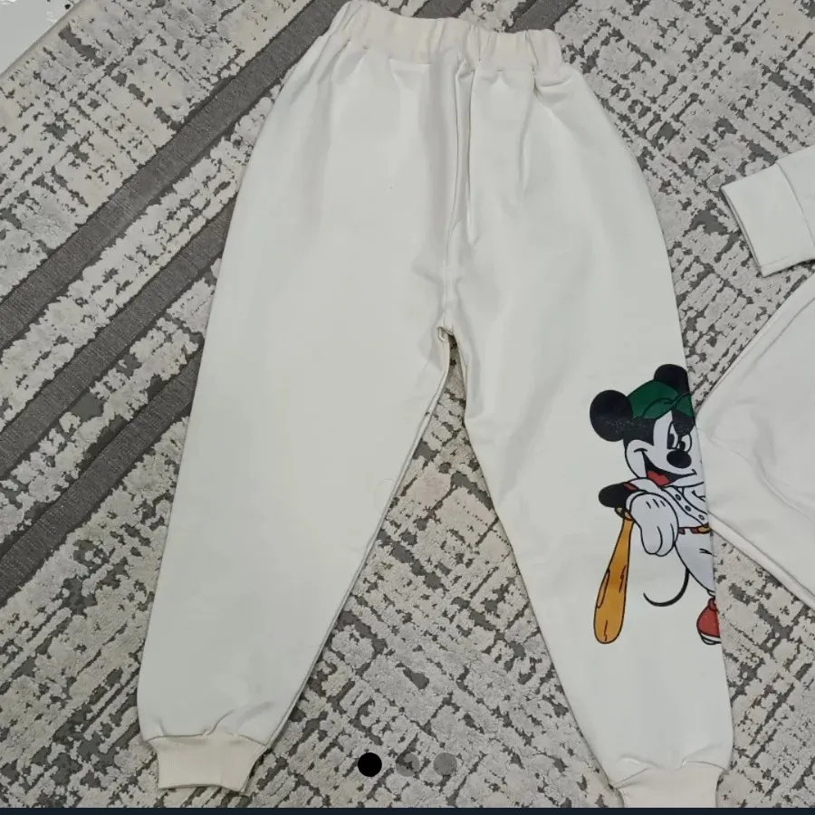 دورس وشلوار میکی موس