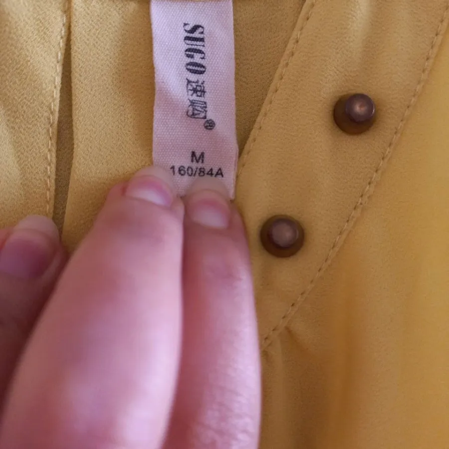 پیراهن زرد زنانه