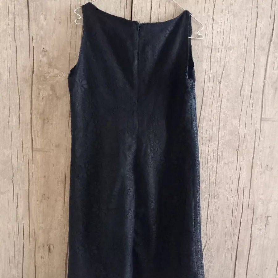 پیراهن مشکی