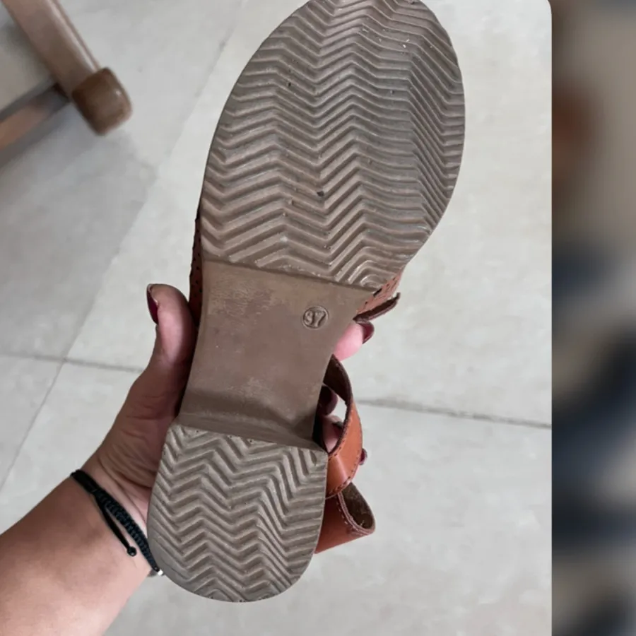 صندل chرم هالیوودی