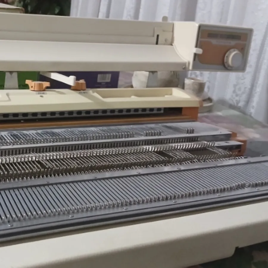 ماشین بافندگی ژاپن