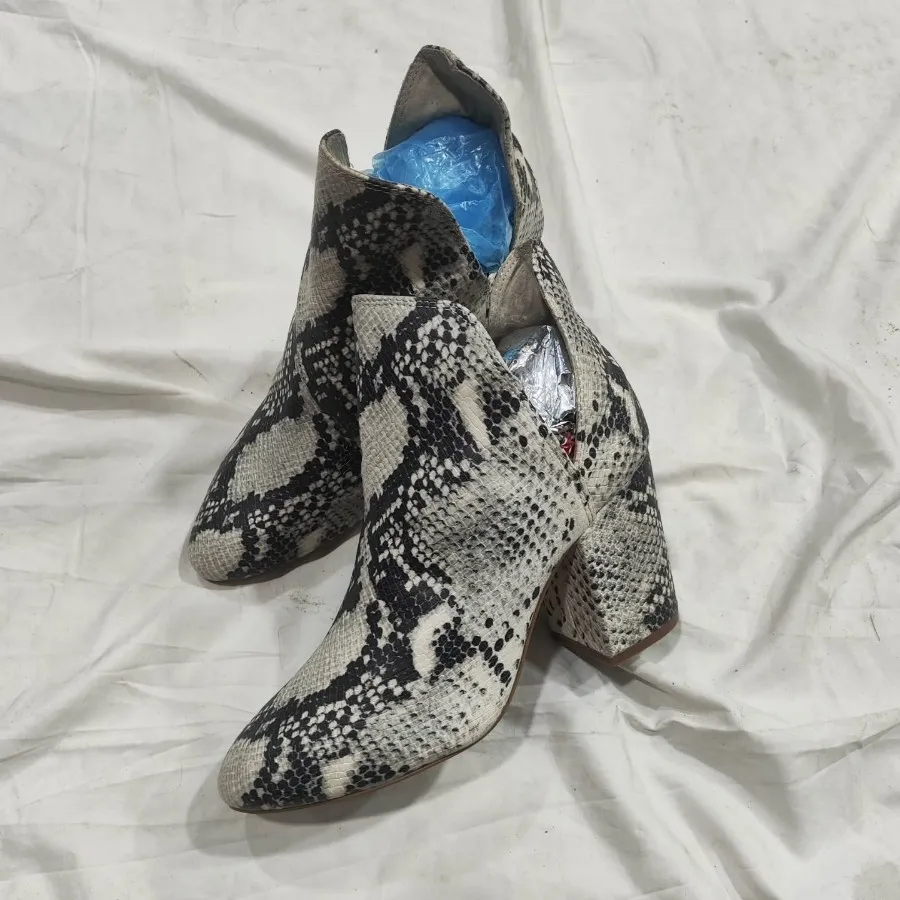 بوت زنانه اورجینال