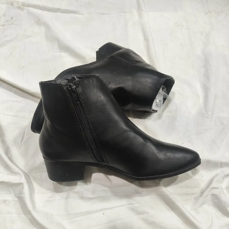 بوت زنانه اورجینال