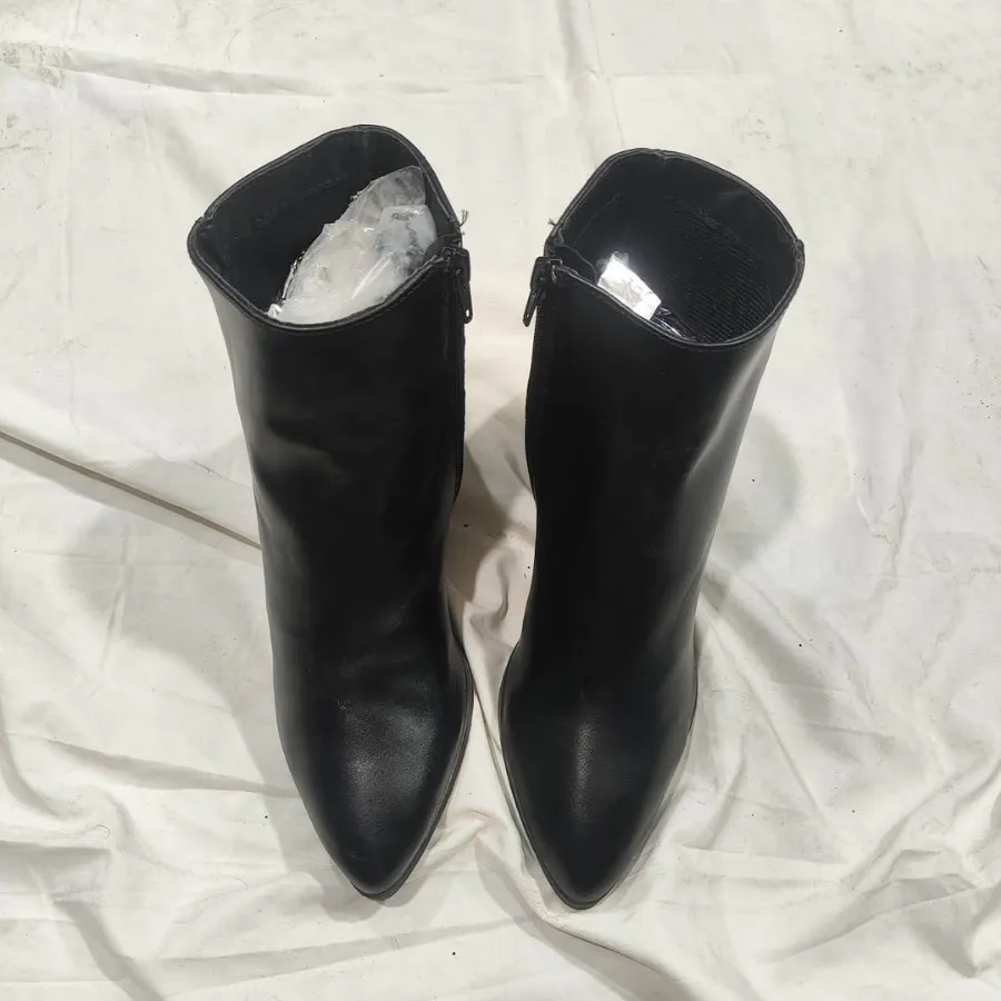 بوت زنانه اورجینال