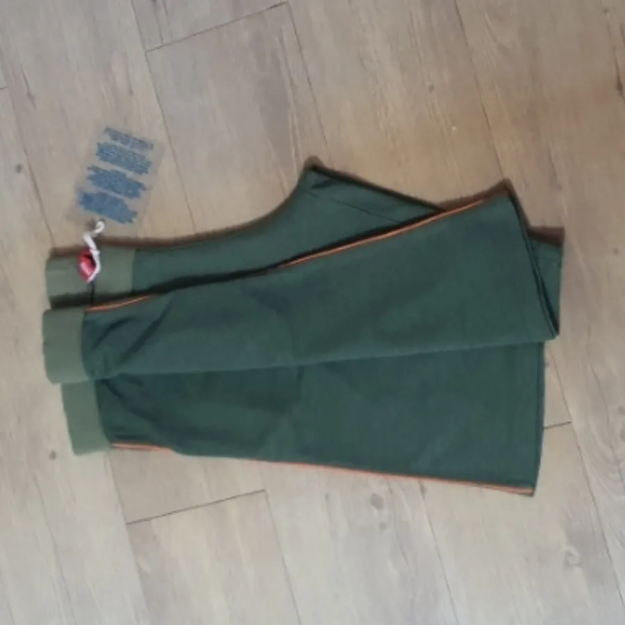 شلوارک ورزشی