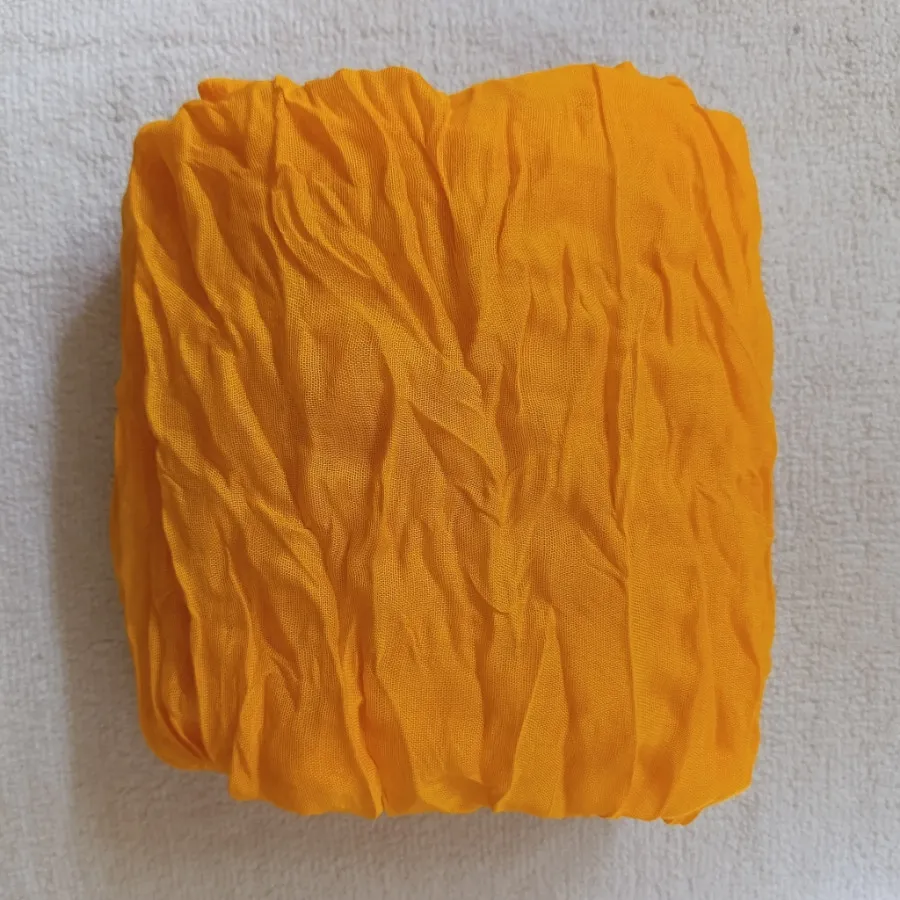 شال چروک نارنجی