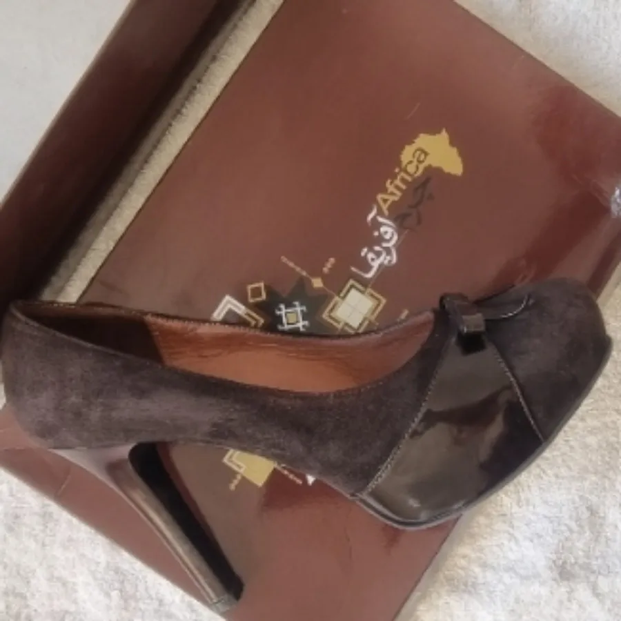 کفش پاشنه دار