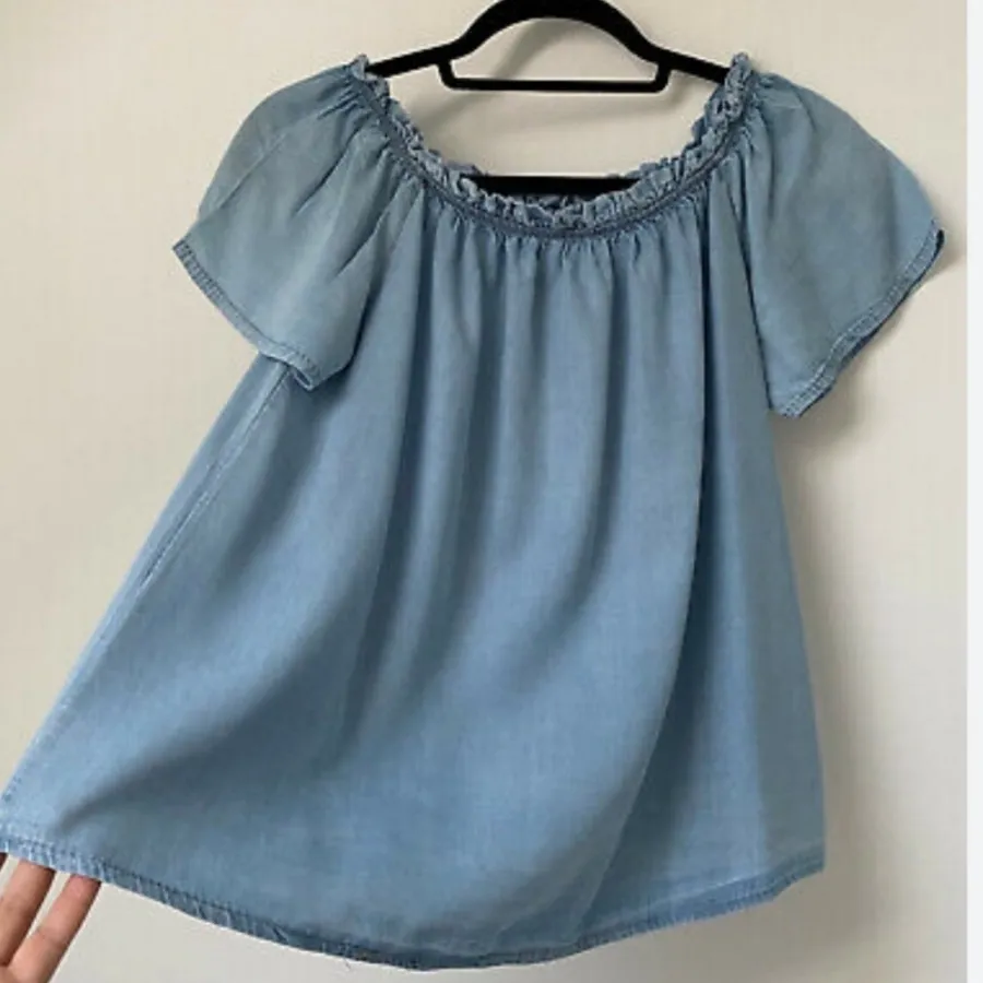 تیشرت clockhouse