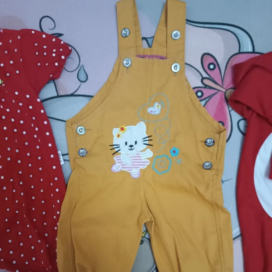 لباس بچگانه