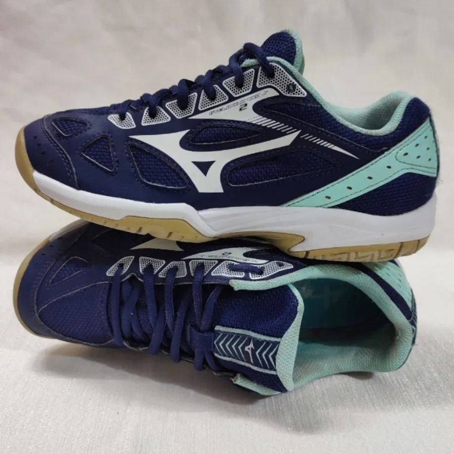 کتونی سالنی میزانو