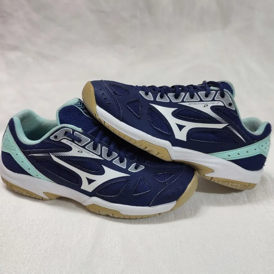 کتونی سالنی میزانو