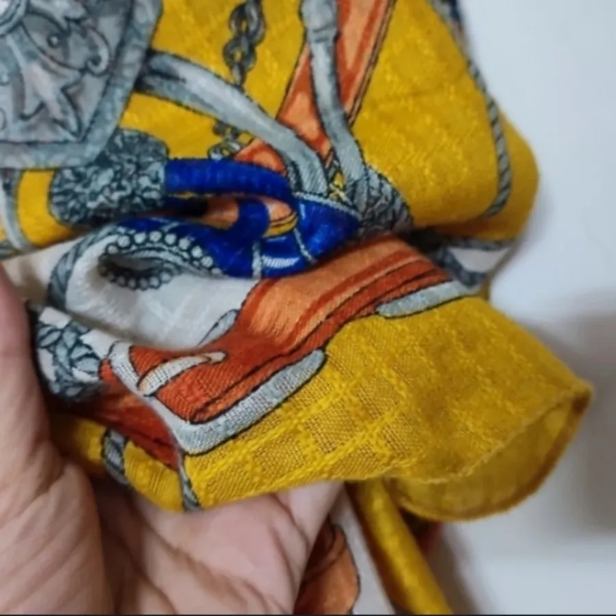 روسری نخی  مناسب فصل