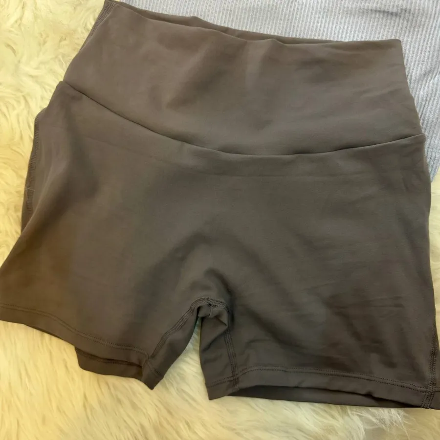 شورتک وارداتی